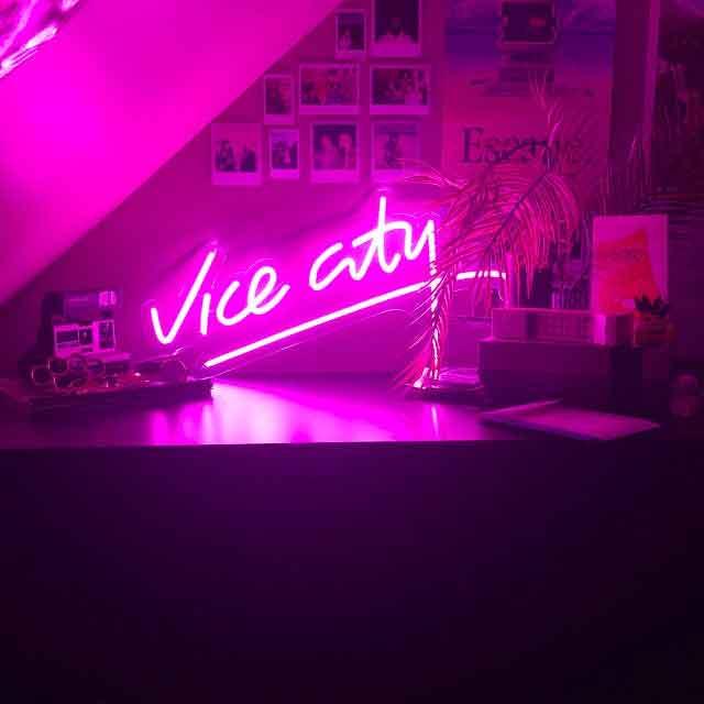 Vice city - Neon Boards