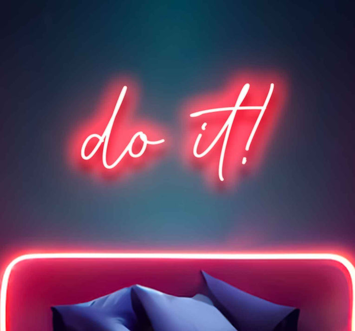 Room Motivation Neon Sign - 'Do it' LED Light